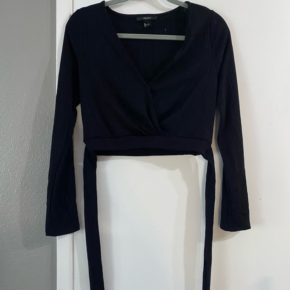 Women’s cross front blouse with tie waist detail